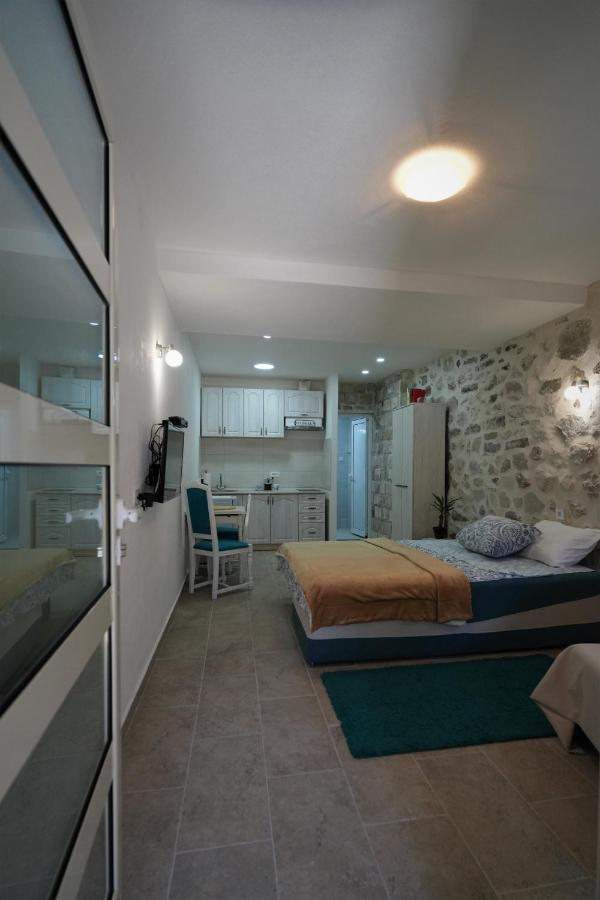 Apartments Visit Perast Exteriör bild